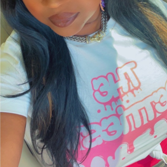 THE PRETTIEST! (Top) - Picture 2 of 5